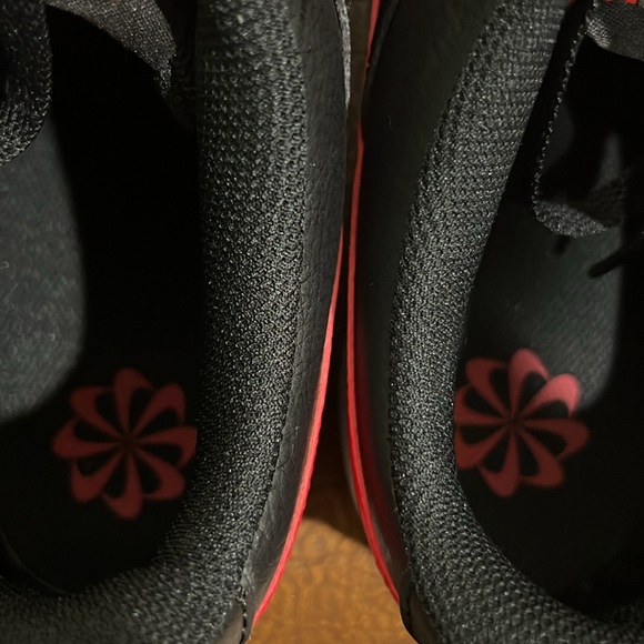 Nike Mens Rare Court Vision Sneakers Black/University Red White Basketball Shoes - Picture 8 of 8